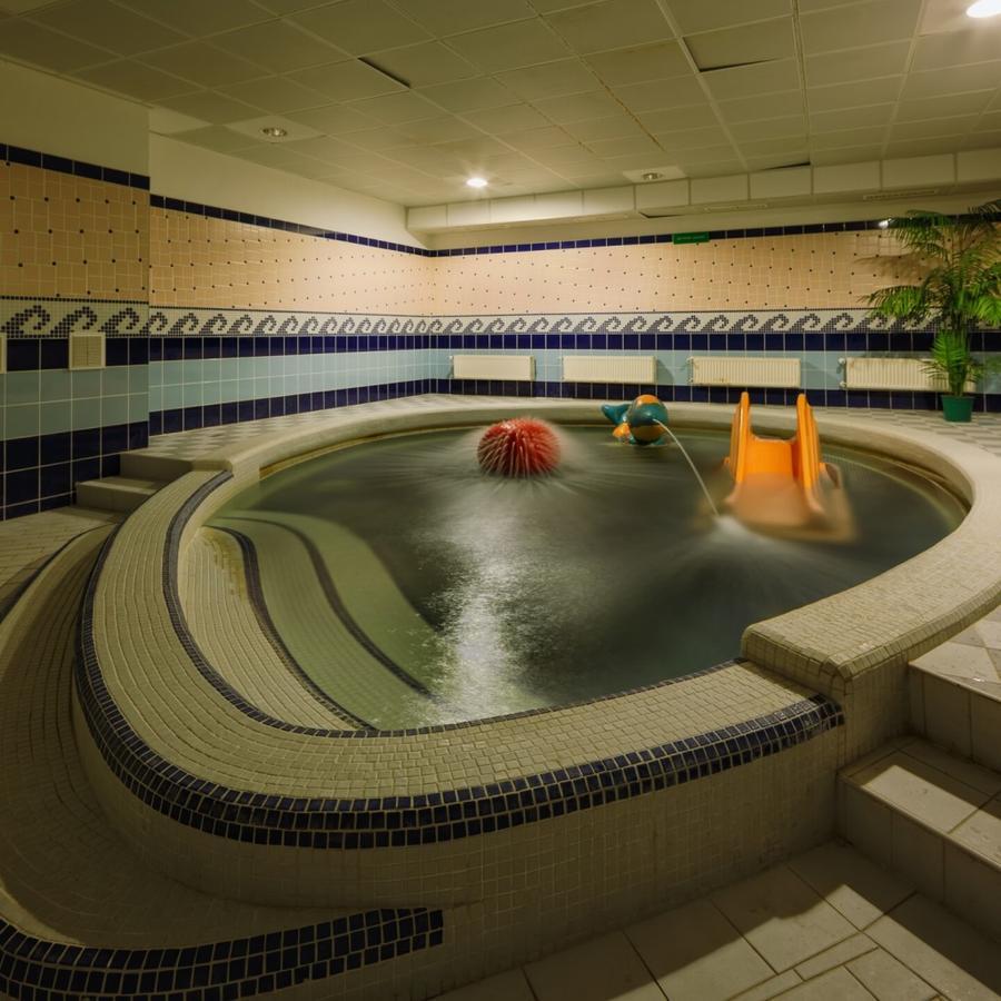 Karpaty Hotell Jaremtje Exteriör bild